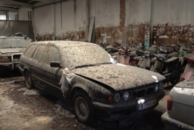 Un garage BMW abandonné en Espagne s'avère être une véritable salle au trésor
