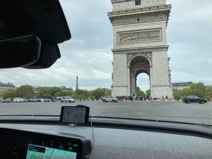 android, road-trip – la renault mégane e-tech pour briller à paris ?