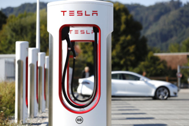 Il y a désormais plus de 10 000 Superchargeurs Tesla en Europe