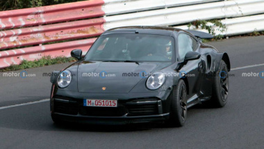 La Porsche 911 Dakar surprise à l'entraînement au Nürburgring