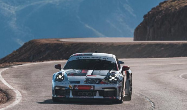 Porsche pulvérise le record de Bentley de 25 secondes à Pikes Peak