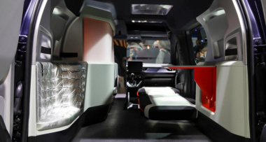 Renault expose son Hippie Caviar Motel au Mondial de l’Auto 2022, nos photos du van aménagé électrique