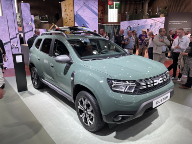 En direct du Mondial de l'Auto : focus sur le Dacia Duster