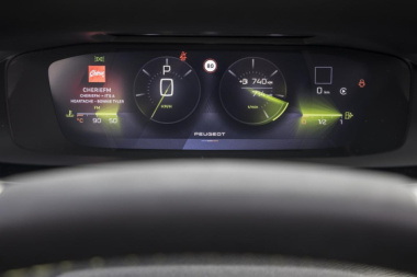 Peugeot 308. Évolution de la gamme et nouvelle pénurie d'i-cockpits 3D