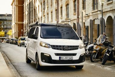 L’Opel Zafira-e Life électrique en version van aménagé avec Crosscamp