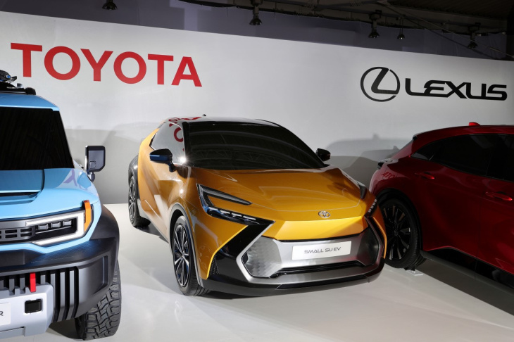 voiture électrique,  voiture hybride,  voiture hybride rechargeable,  toyota, est-ce le futur toyota c-hr (2023) qui se montre avant l’heure ?