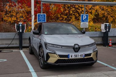 Renault Mégane E-Tech. Charge rapide 85 kW pour la petite batterie