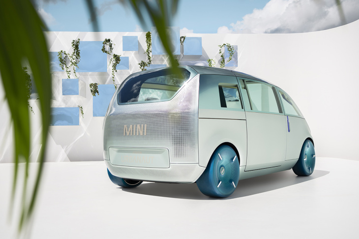 mini, mini vision urbanaut 2030. camping-car urbain ou mini loft à roulettes