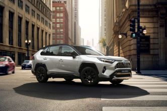 le toyota rav4 modernise ses technologies embarquées