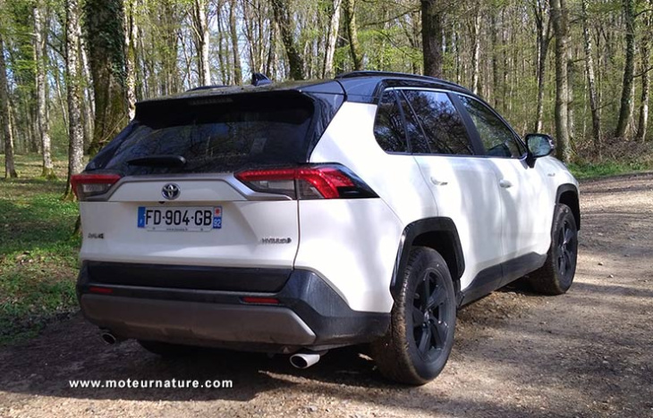 toyota rav4 2wd hybride - essai détaillé - presqu'un sans faute