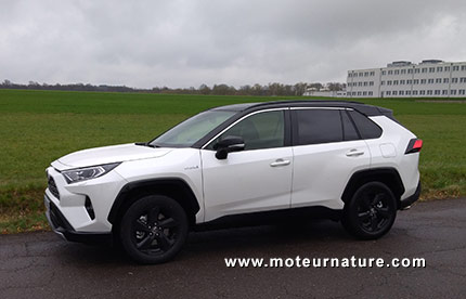 toyota rav4 2wd hybride - essai détaillé - presqu'un sans faute