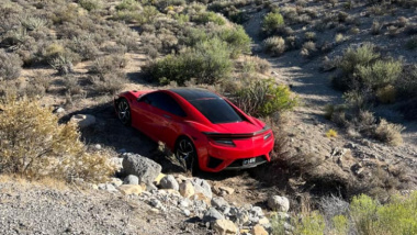 Mauvaise aventure, une Acura NSX s'écrase dans le Red Rock Canyon