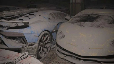 Des Lamborghini, Bugatti et McLaren abandonnées dans une grange ?