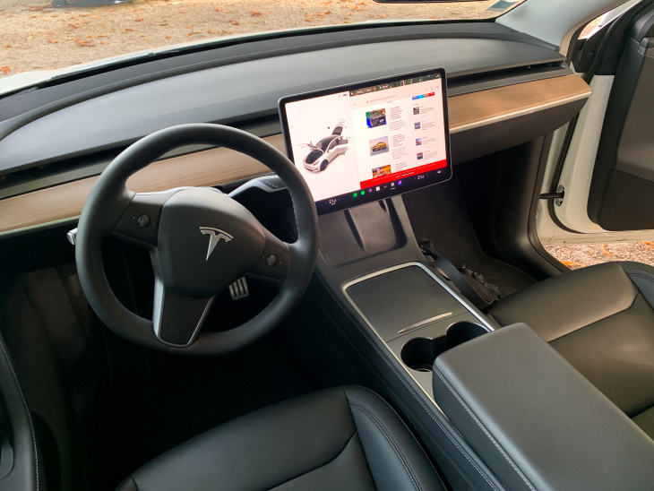 essai tesla model y performance : est-il le meilleur des suv électriques ?