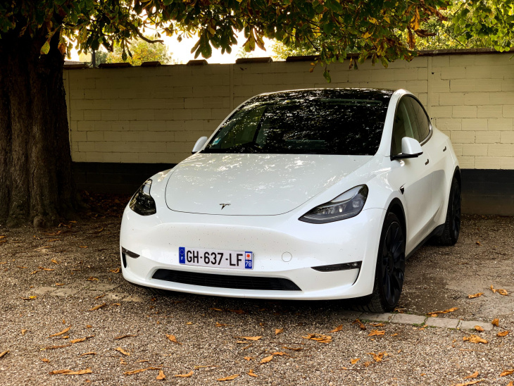 essai tesla model y performance : est-il le meilleur des suv électriques ?