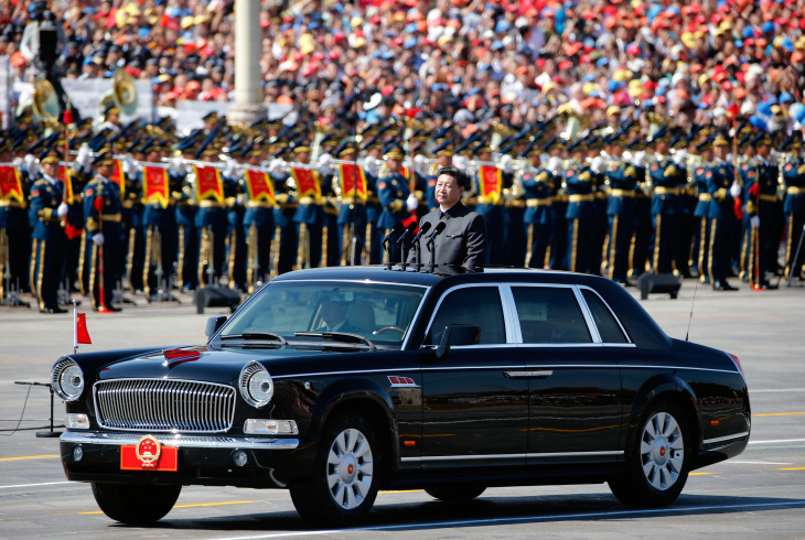 design by bellu : hongqi, parader avec style