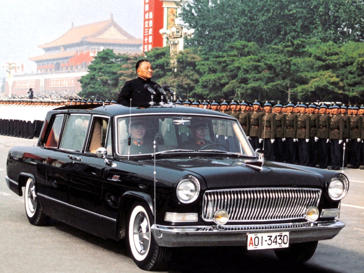 design by bellu : hongqi, parader avec style