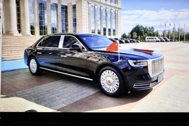 design by bellu : hongqi, parader avec style