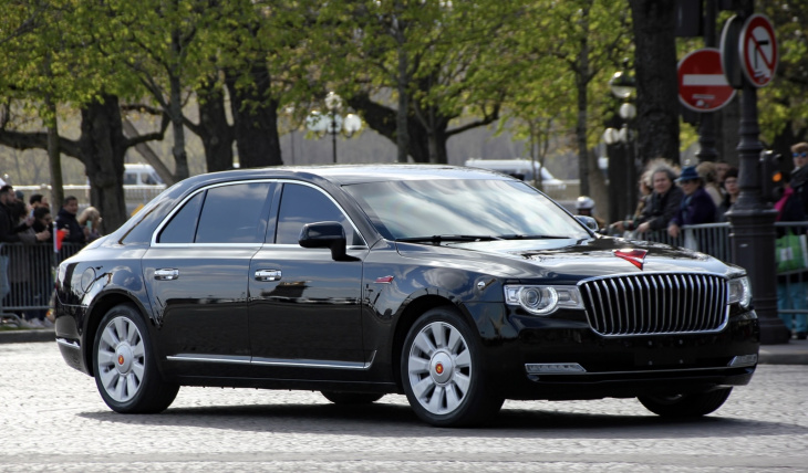 design by bellu : hongqi, parader avec style