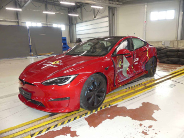 Tesla Model S : 5 étoiles au crash-test EuroNCAP pour la mamie