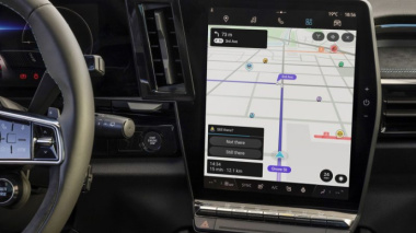L’application de navigation Waze à bord des Renault Austral et Mégane E-Tech en 2023