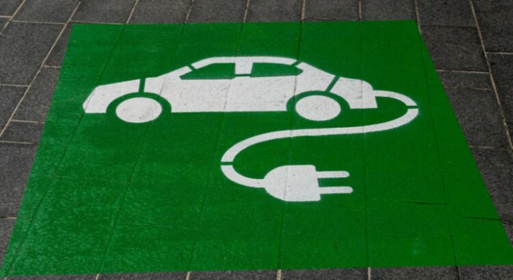 voitures électriques : bientôt interdit de rouler avec ?