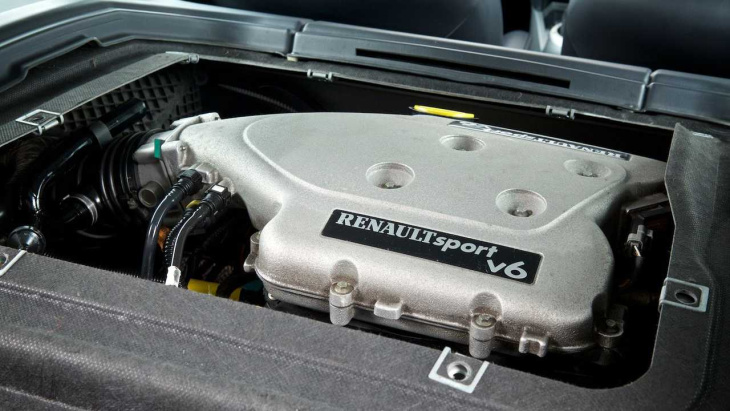 Renault Clio II V6 2003 - Le moteur