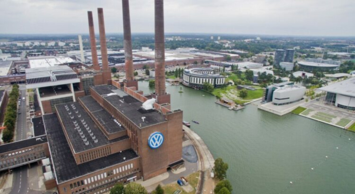 volkswagen : l’usine de wolfsburg se transforme pour produire la future id.3