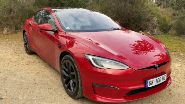 VIDEO - Tesla Model S Plaid, le tour du propriétaire de la berline électrique qui ridiculise les thermiques
