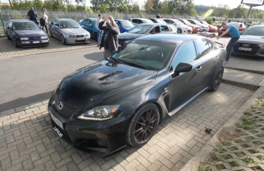 VIDÉO – Cette Lexus IS F avec 440.000 km au compteur ridiculise tout le monde sur le Nürburgring
