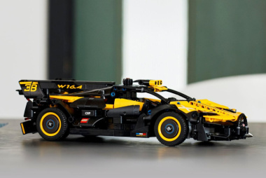Bugatti va sortir sa mythique voiture Bolide en Lego