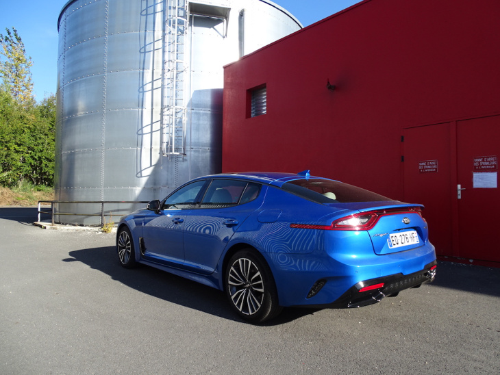 essai kia stinger 2.2 crdi : comme on se retrouve !