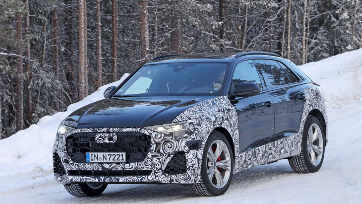 Les Audi A3 et Q8 restylés espionnés sous la neige