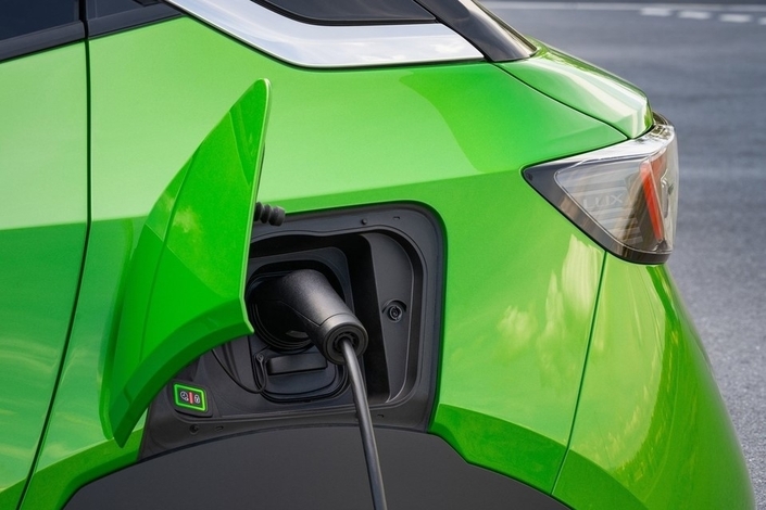 Le coût de l'électricité est un facteur de plus en plus important dans la prise de décision de l'achat d'une voiture électrique.