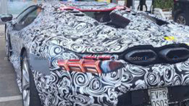 La remplaçante de la Lamborghini Aventador repérée par des lecteurs de Motor1