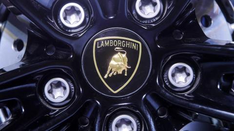 Pour à peine 1€, il remporte une Lamborghini Huracan d’une valeur de plus de 180.000€: «Trois semaines plus tard…»