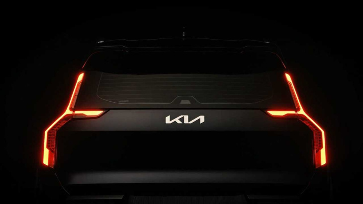 Kia EV9 production version teaser