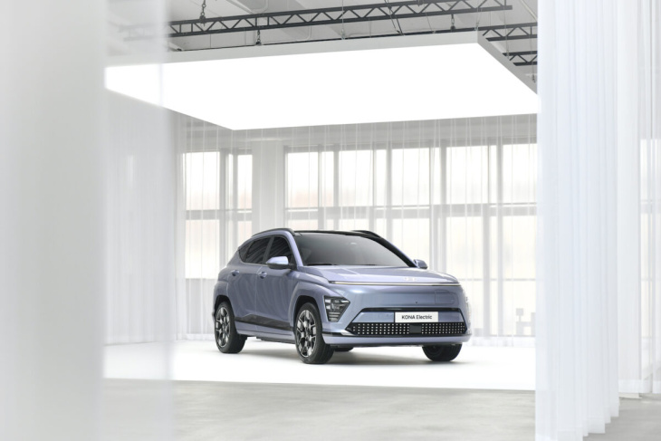 Vidéo – Hyundai Kona 2 (2023) : le Monsieur Plus des SUV hybrides et électriques