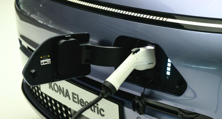 hyundai kona electric (2023) : le suv compact électrique est de retour, jusqu’à 490 km d’autonomie