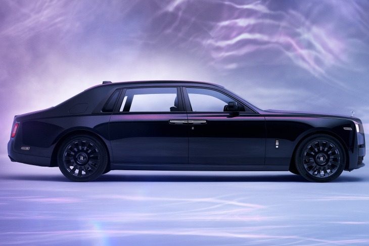 Rolls-Royce dévoile la Phantom Syntopia, un modèle futuriste unique sur les thèmes du mouvement de l’eau