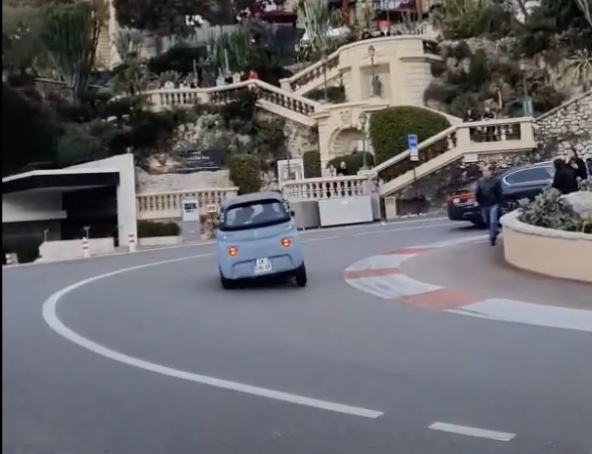 Est-ce la faute de Citroën si une Ami s'est renversée dans Monaco ?