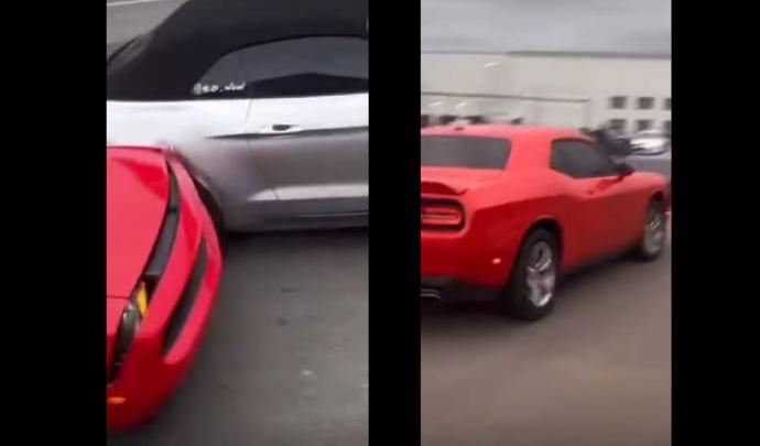 video - le conducteur d'une ford mustang heurte une dodge challenger et prend la fuite