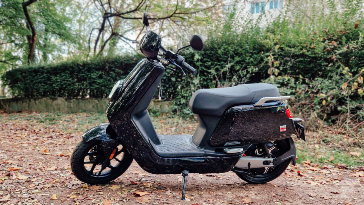 niu nqi gts (2022) : le prix de ce scooter électrique 125 cc s’allège de 400 €