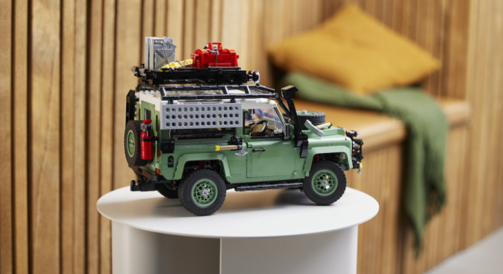 lego lance un land rover defender classic 90 de 2 336 pièces pour un prix salé