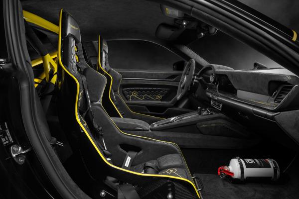 porsche 911 turbo s | les photos du modèle gtstreet r flyweight préparé par techart