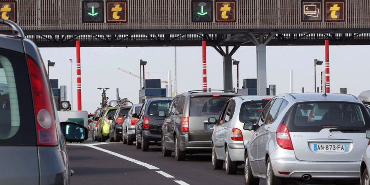 autoroutes, le gouvernement français a désormais un gros problème d'autoroutes