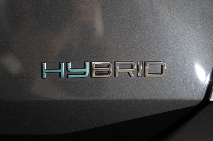 peugeot,  peugeot 408,  berlines, android, essai peugeot 408 hybride 180 : pour oublier le diesel ?