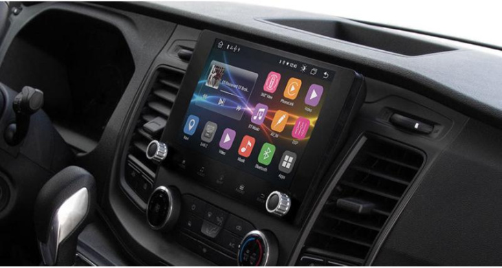 ESX dévoile un autoradio Android pour le Ford Transit