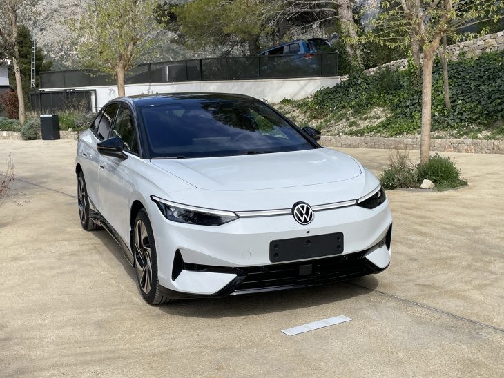 Présentation vidéo - Volkswagen ID.7 (2023), la Passat électrique