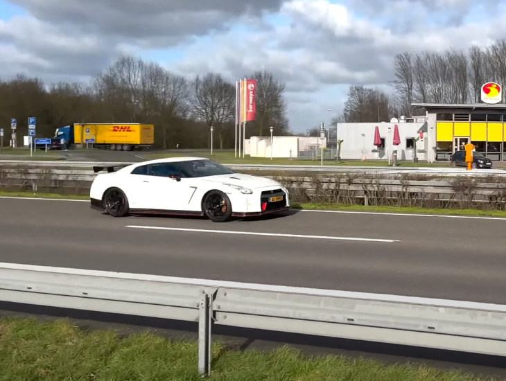 Insolite, Supercars, Sportives, Nissan, GT-R